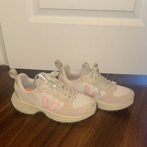 Veja Women's Beige and Pink Sneakers